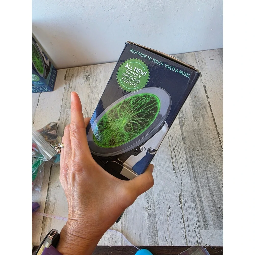 New battery operated lumindisk blue plasma ball light up can you imagine